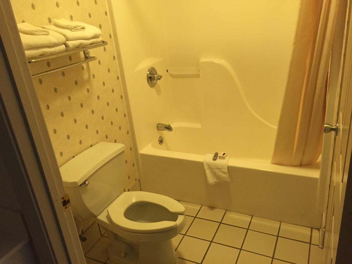 Deerfield Inn Somerville Ruang foto