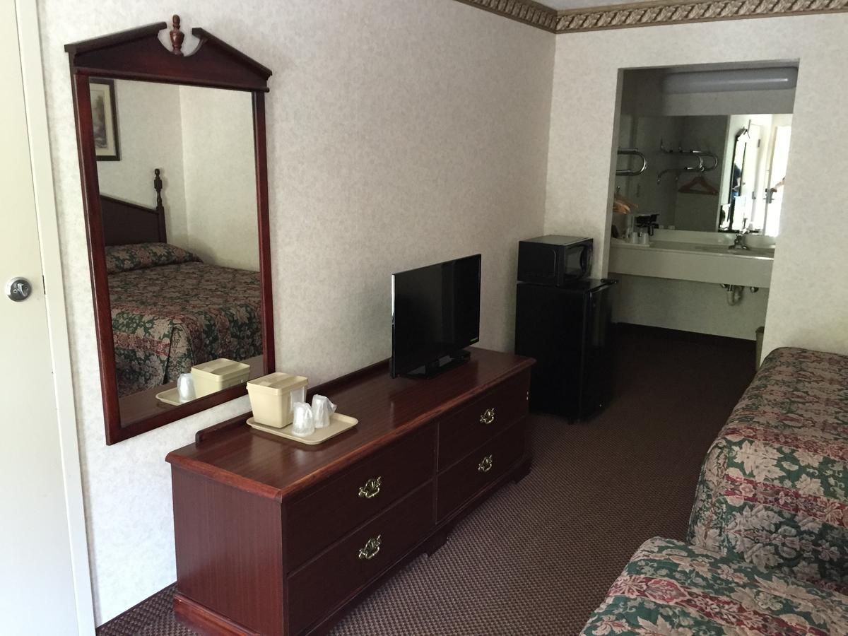 Deerfield Inn Somerville Ruang foto